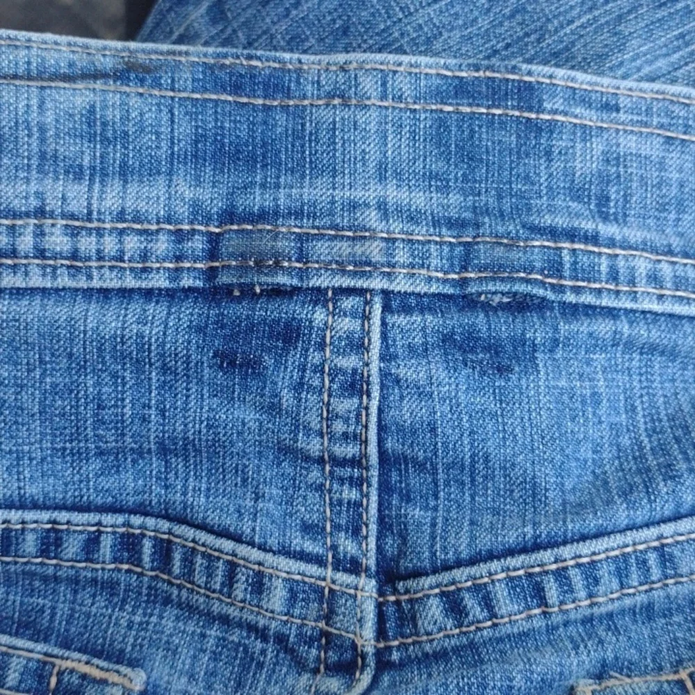 Gloria Vanderbilt Stretch High Waisted Mom Jeans 12 - Picture 7 of 11